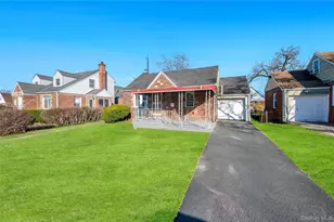 120-11 218th St, Cambria Heights, NY 11411 - Photo 6