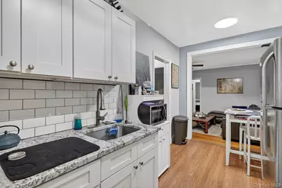 475 Bronx River Road #2D, Yonkers, NY 10704 - Photo 18