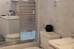 260 Swinton Ave, Bronx, NY 10465 - Photo 10