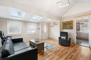 45 Laurel Rd, Lake Peekskill, NY 10537 - Photo 2