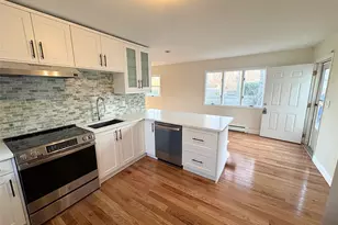 77 Magnolia Dr, Selden, NY 11784 - Photo 2