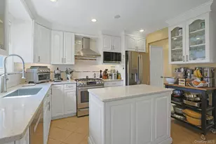 1988B Powell Ave, Bronx, NY 10472 - Photo 6