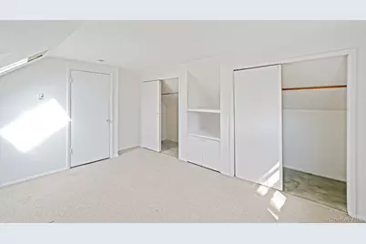 10 Clarence Street, Copiague, NY 11726 - Photo 26