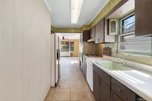 53 Sweetfield Cir, Yonkers, NY 10704 - Photo 10