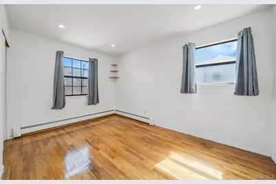 676 Bohemia Parkway, Sayville, NY 11782 - Photo 18