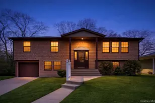 676 Bohemia Pkwy, Sayville, NY 11782 - Photo 2