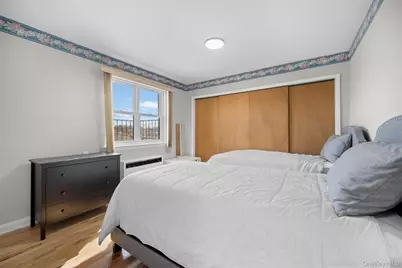 15 Beach Road #3D, Great Neck, NY 11023 - Photo 14