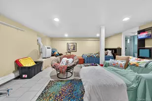 34 Raybrook Rd, Yonkers, NY 10704 - Photo 34