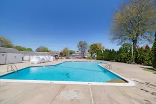 64 Storm Dr, Holtsville, NY 11742 - Photo 22