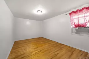 811 E 228th St, Bronx, NY 10466 - Photo 12