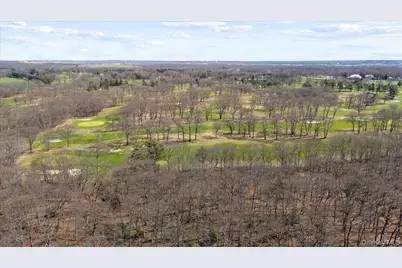 7 Plainview Road, Bethpage, NY 11714 - Photo 32