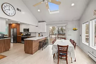 11 Castle Dr, Chestnut Ridge, NY 10977 - Photo 16