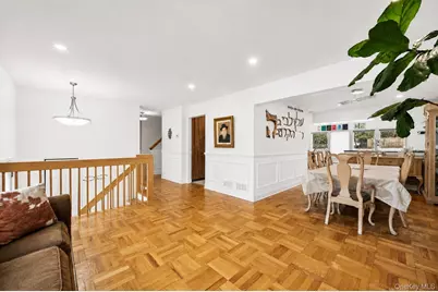 11 Castle Drive, Chestnut Ridge, NY 10977 - Photo 6