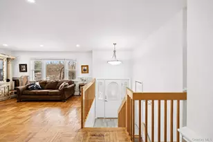 11 Castle Dr, Chestnut Ridge, NY 10977 - Photo 4