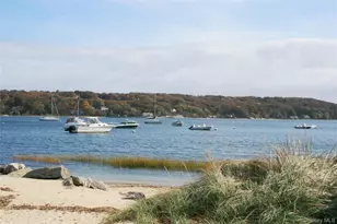 2 Cedarwood Ct, Syosset, NY 11791 - Photo 8