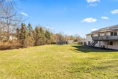 3 Algonquin Circle, Airmont, NY 10952 - Photo 10