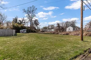 42 Moriches Dr, Mastic Beach, NY 11951 - Photo 30