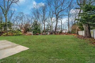 273 N Country Road, Miller Place, NY 11764 - Photo 4