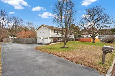 38 Jefferson Drive, Monroe, NY 10950 - Photo 2