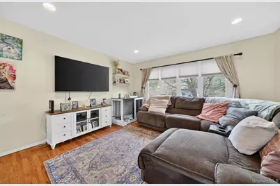 38 Jefferson Drive, Monroe, NY 10950 - Photo 8