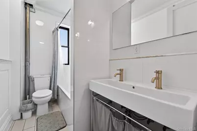 42-22 Ketcham #F16, Elmhurst, NY 11372 - Photo 10