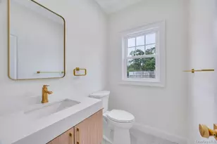 85 West Ave, Hicksville, NY 11801 - Photo 28
