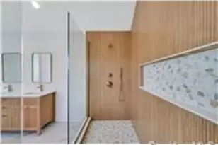 85 West Ave, Hicksville, NY 11801 - Photo 24