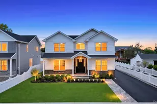 85 West Ave, Hicksville, NY 11801 - Photo 2