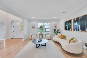 85 West Ave, Hicksville, NY 11801 - Photo 10