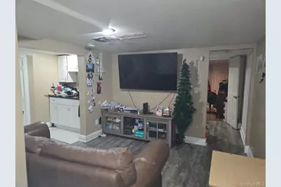 94 Lucille Avenue, Elmont, NY 11003 - Photo 34