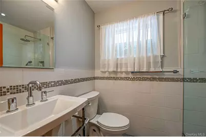 6 Tanyard Lane, Huntington, NY 11743 - Photo 16