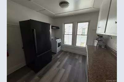 11 Knapp Avenue #2, Middletown, NY 10940 - Photo 6