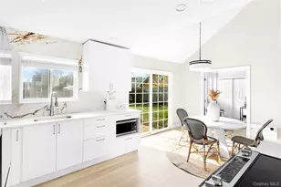 30 River Rd, Sayville, NY 11782 - Photo 6