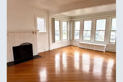 4623 Arcadia Lane, Great Neck, NY 11020 - Photo 6