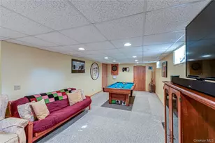 242 W 3rd St, Deer Park, NY 11729 - Photo 20