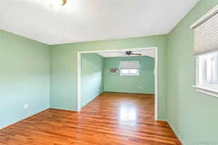 242 W 3rd St, Deer Park, NY 11729 - Photo 16