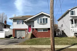 572 Miller Ave, Freeport, NY 11520 - Photo 2