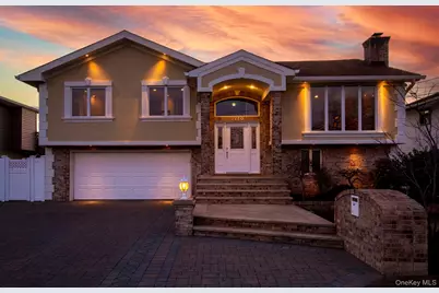 2770 Mandalay Beach Road, Wantagh, NY 11793 - Photo 2