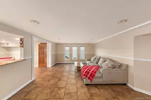 2770 Mandalay Beach Rd, Wantagh, NY 11793 - Photo 18