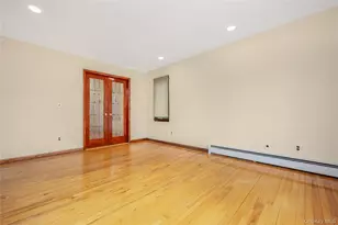 325 Middle Rd, Blue Point, NY 11715 - Photo 18