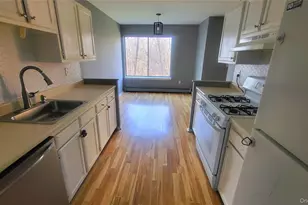 3 Hook Rd, Poughkeepsie, NY 12601 - Photo 10