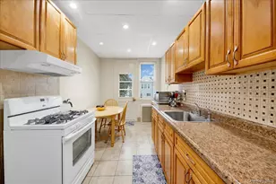 2925 Wellman Ave, Bronx, NY 10461 - Photo 16