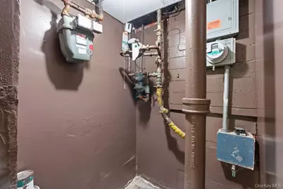 9308 240th Street, Bellerose, NY 11426 - Photo 28