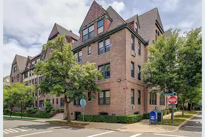 6 Burns Street #318, Forest Hills, NY 11375 - Photo 2