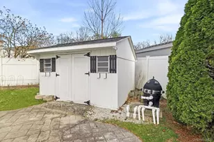 8 Eagle Ln, Poughkeepsie, NY 12601 - Photo 34