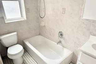 141-42 78th Rd, Kew Gardens, NY 11367 - Photo 8