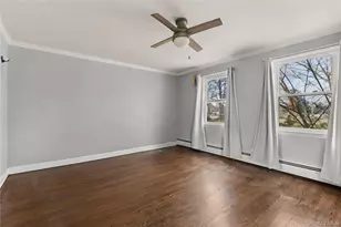 250 Secatogue Ln, West Islip, NY 11795 - Photo 8