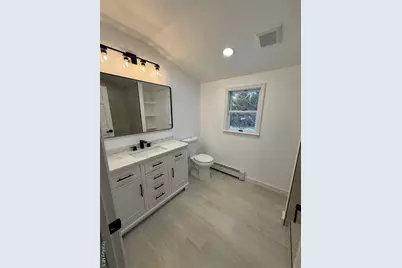 24 Kimberly Court, Calverton, NY 11933 - Photo 10