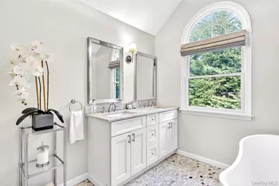 125 Meadow Street, Garden City, NY 11530 - Photo 16