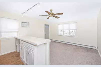 10 Leanore Drive, Farmingdale, NY 11735 - Photo 8